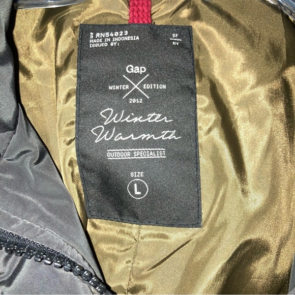 GAP Quilted Winter Warmth Jacket - Picture 3 of 4